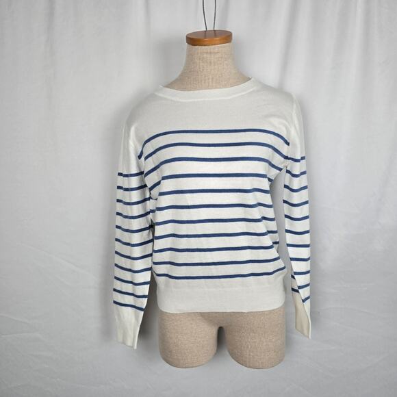 Unbranded Sweater Women's Small White with Blue Stripes Crew Neck NWOT - Picture 1 of 16